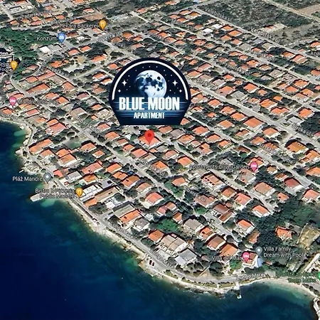 Blue Moon Apartment, Now With Jacuzzi Apartamento