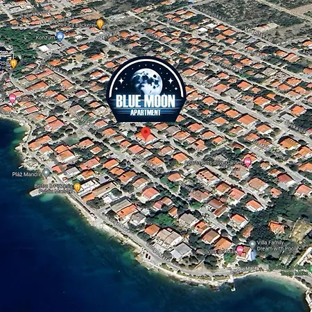 Blue Moon Apartment, Now With Jacuzzi Daire