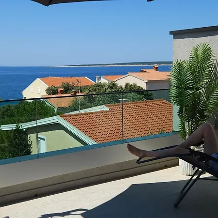 Lägenhet Blue Moon Apartment, Now With Jacuzzi