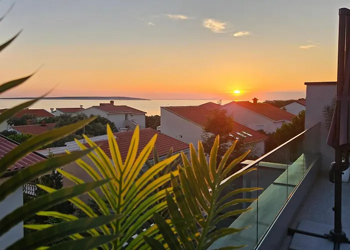 Daire Blue Moon Apartment, Now With Jacuzzi